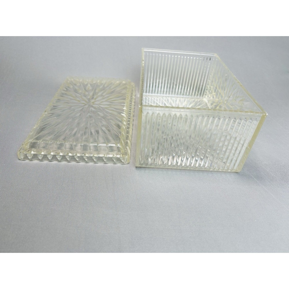 Vintage Plastic Vanity Box With Lid - Picture 3 of 13